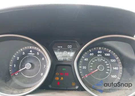 2014 Hyundai Elantra Se z USA, uszkodzony, nr VIN 5NPDH4AE3EH517685